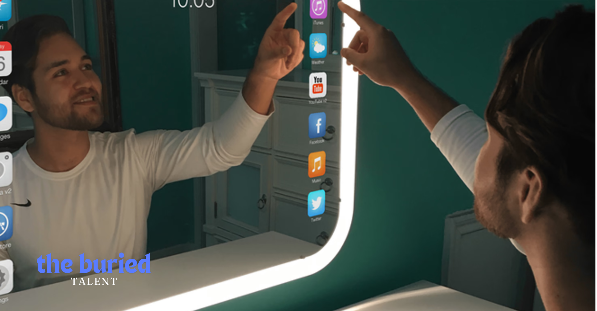 Apa Itu Smart Mirror Teknologi Canggih di Cermin Rumah